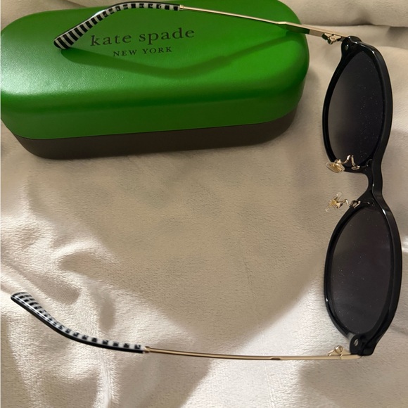 Kate Spade New York Gold/Black Round Sunglasses